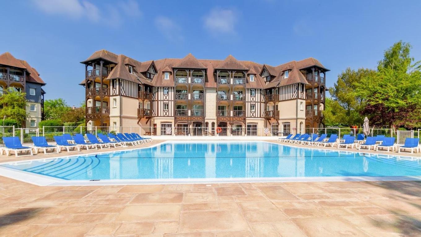 Appart 2 Chambres Piscine Chez Rox - Residence Du Golf Довиль Экстерьер фото